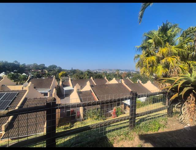 2 BEDROOM SECTIONAL TITLE FOR SALE IN THE WOLDS